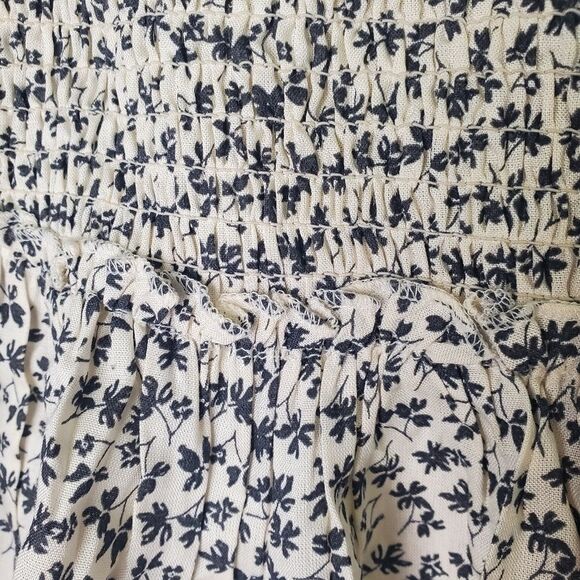 Japna Smocked Floral Mini Skirt Size Medium - Picture 5 of 8